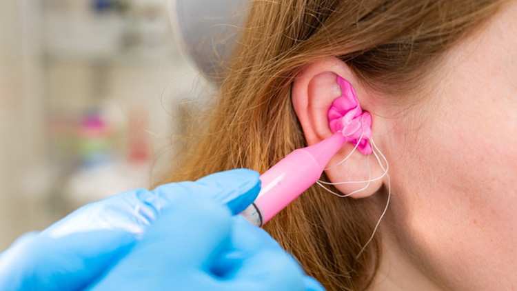 川崎液态硅胶送料机助力医疗器械生产厂家优化生产流程提升效率