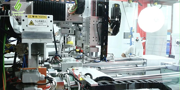 川崎液态硅胶送料机助力客户提升产品质量与效率